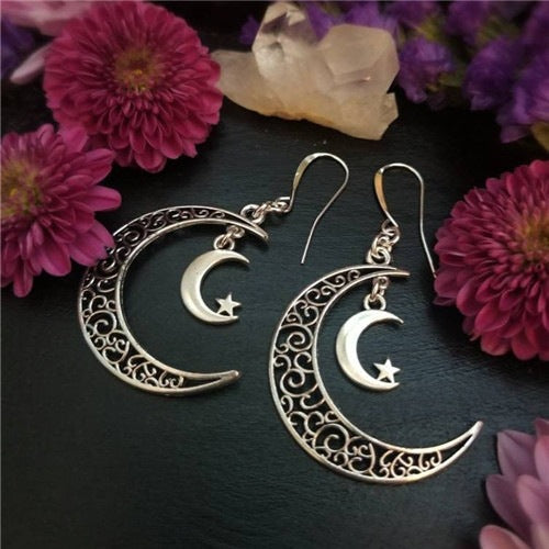 Charming Pendant for Any Occasion
