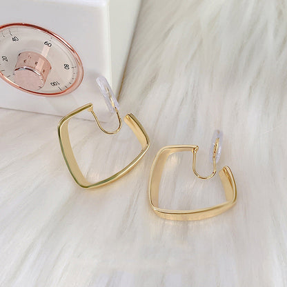Beautiful Gold Earring with Unique Style