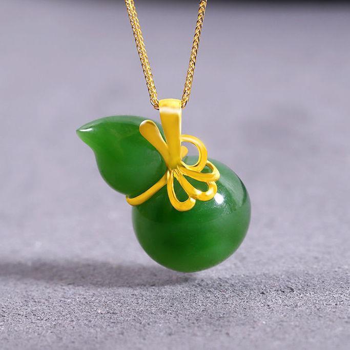 Stunning Gold Necklace for Daily Wear