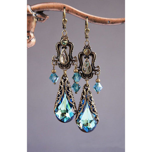 Charming Earring for Any Occasion
