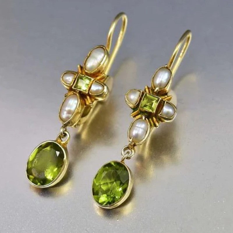 Charming Pearl Earring for Any Occasion