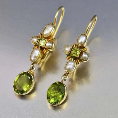 Charming Pearl Earring for Any Occasion