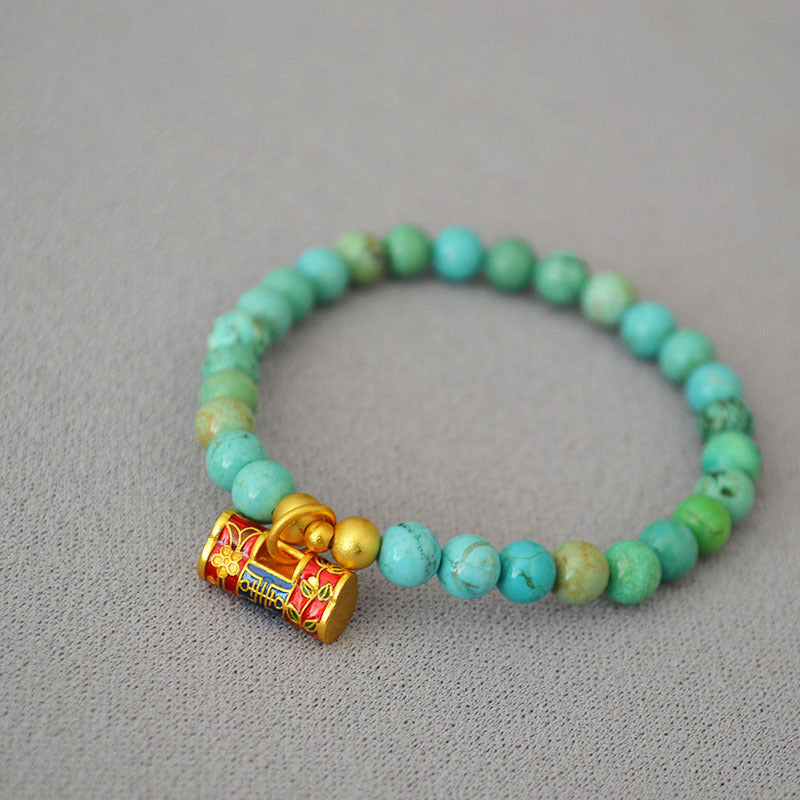 Romantic Gold Bracelet for Special Moments