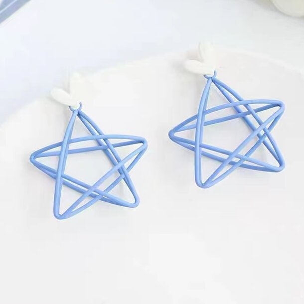 Stunning Earring for Daily Wear