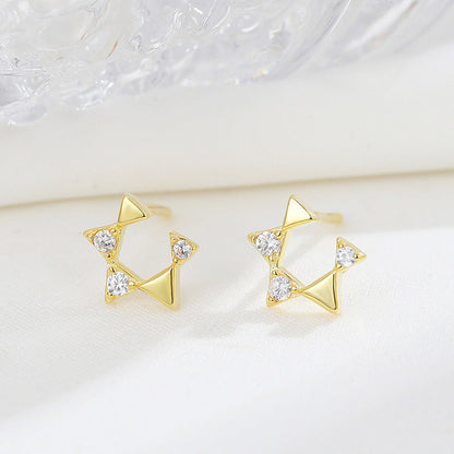 Beautiful Gold Earring with Unique Style