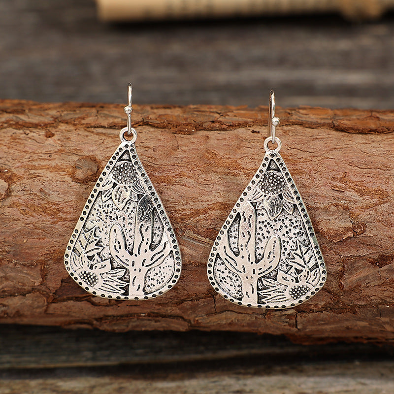 Classic Earring with Timeless Appeal