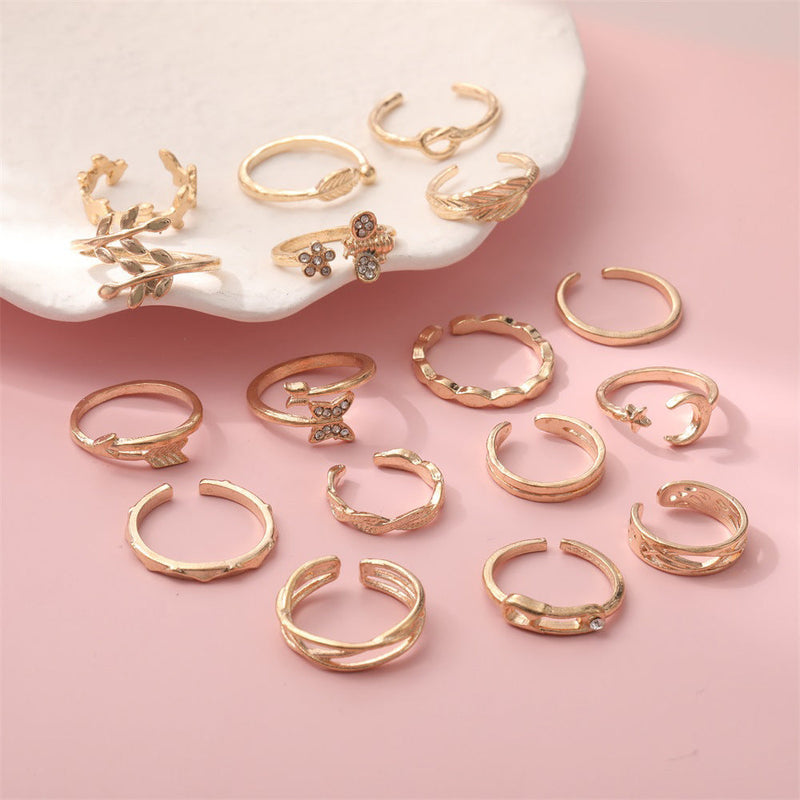 Beautiful Gold Bracelet with Unique Style