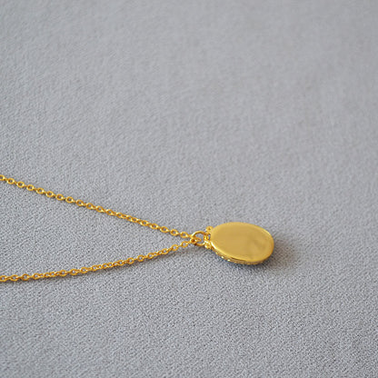 Beautiful Pearl Necklace with Unique Style