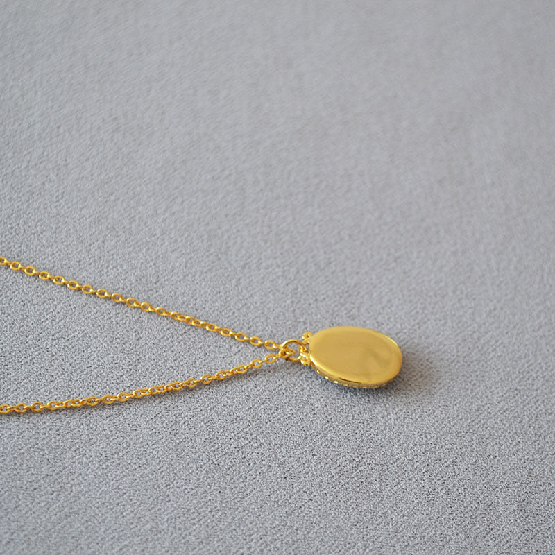 Beautiful Pearl Necklace with Unique Style