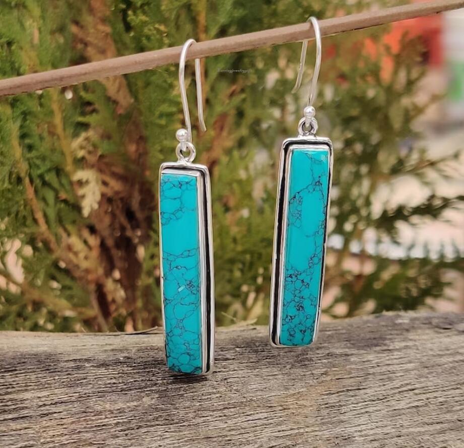 Vintage Handmade Gold Earring