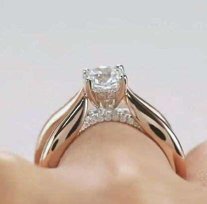 Beautiful Gold Ring with Unique Style