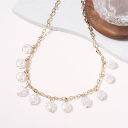 Romantic Pearl Necklace for Special Moments