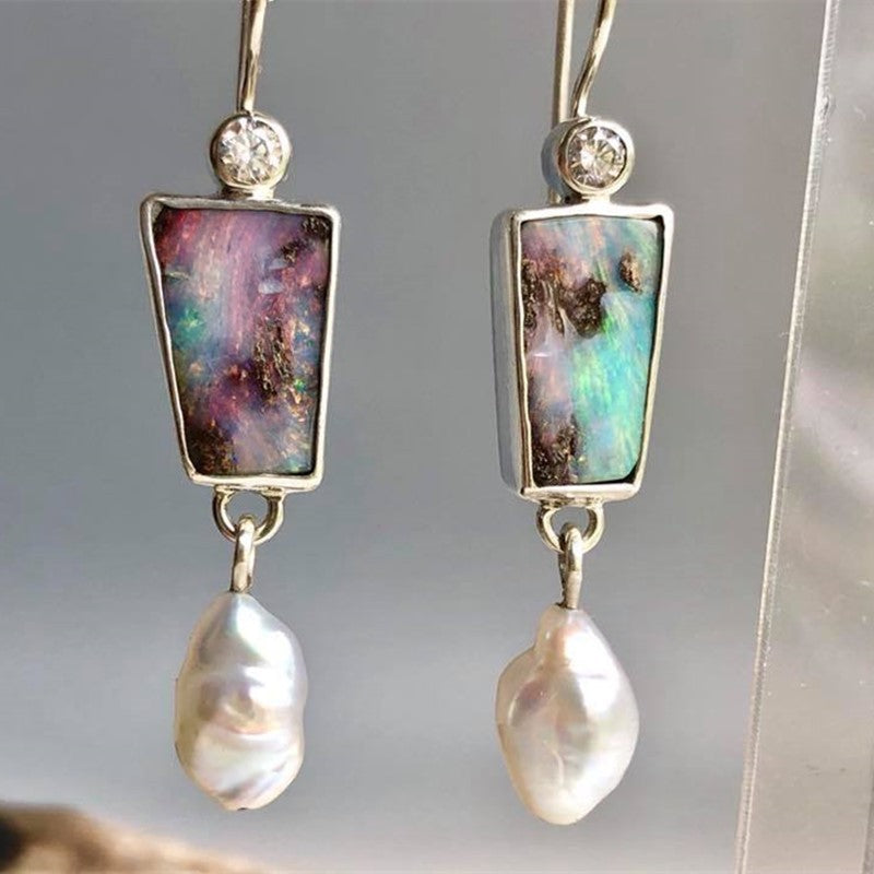 Charming Pearl Earring for Any Occasion