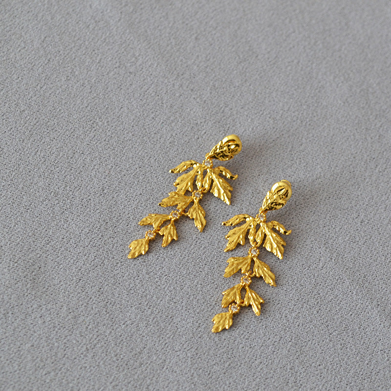 Vintage Handmade Gold Earring