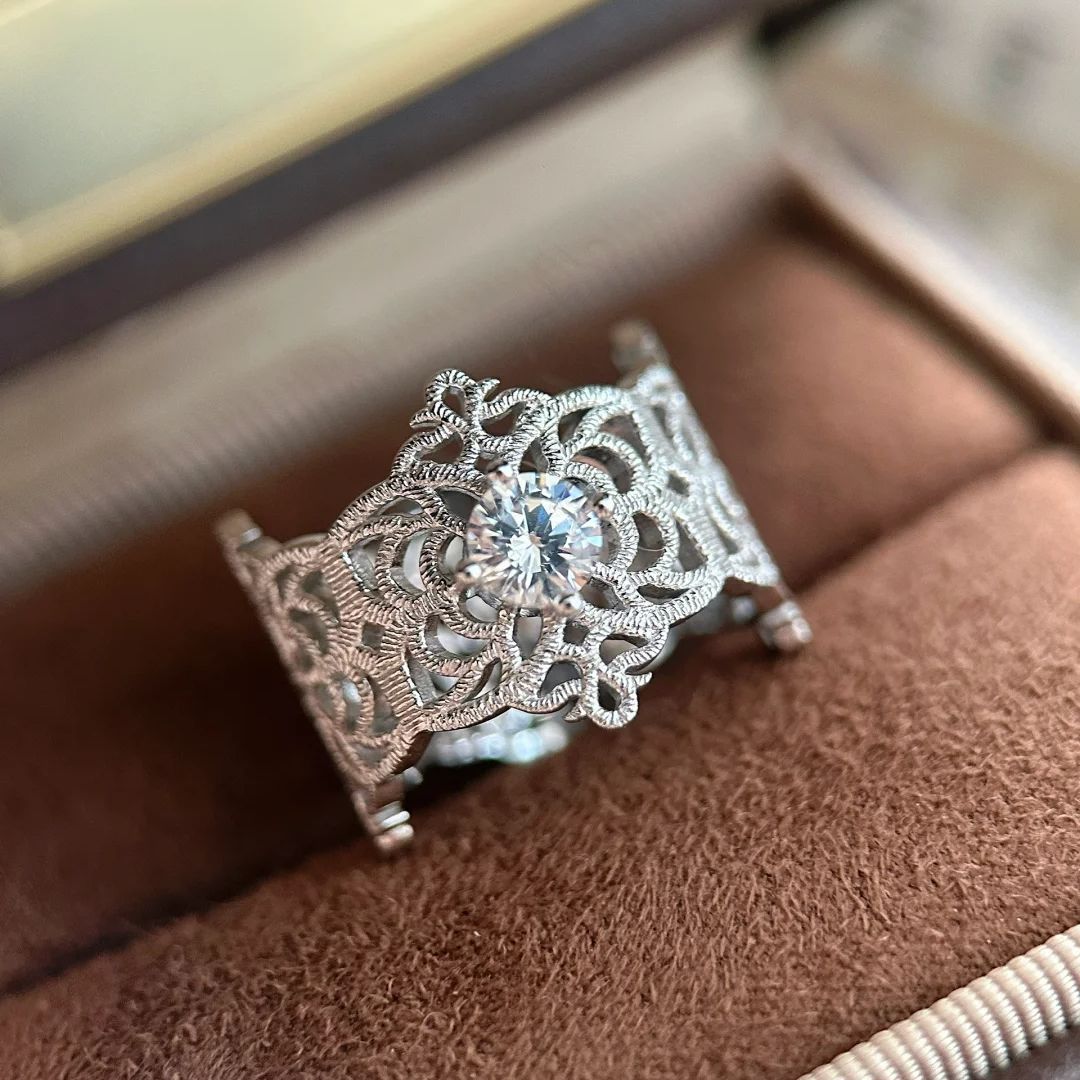 Beautiful Ring with Unique Style
