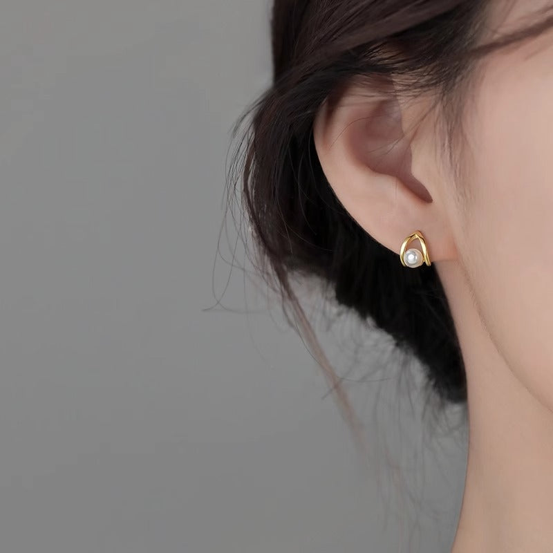 Romantic Pearl Earring for Special Moments