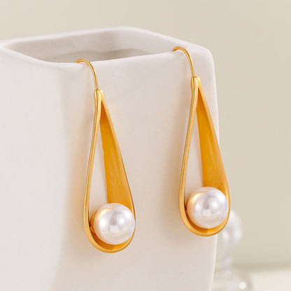 Elegant Pearl Earring for Every Occasion