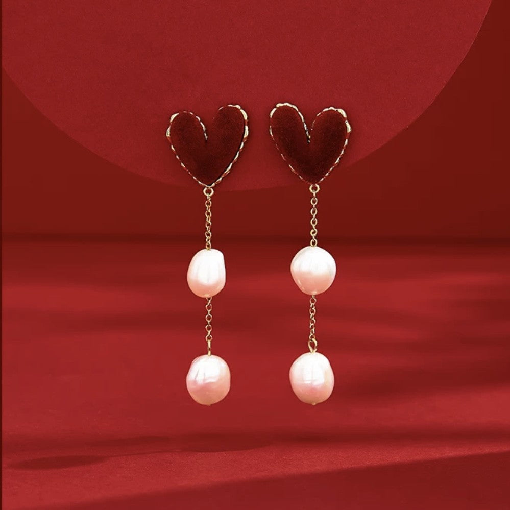Romantic Pearl Earring for Special Moments