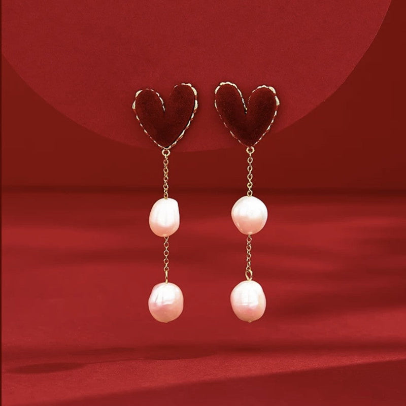 Romantic Pearl Earring for Special Moments