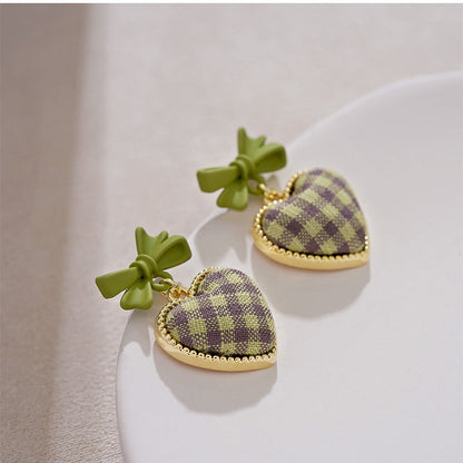Beautiful Earring with Unique Style