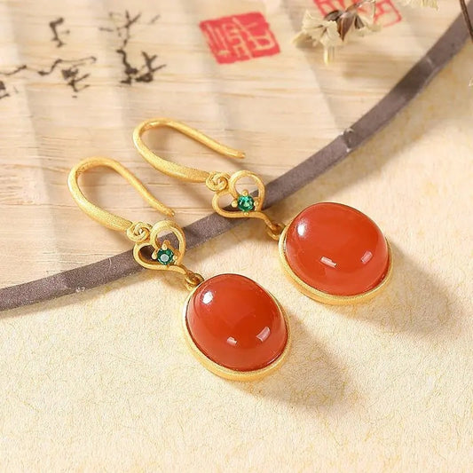 Charming Silver Earring for Any Occasion