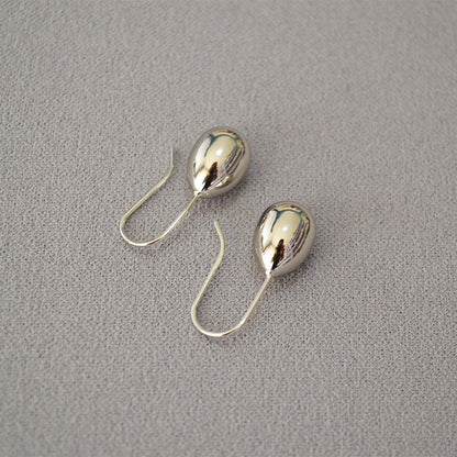 Beautiful Gold Earring with Unique Style