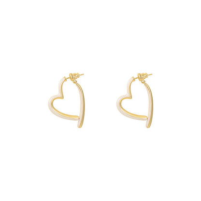 Delicate Artisan Pearl Earring