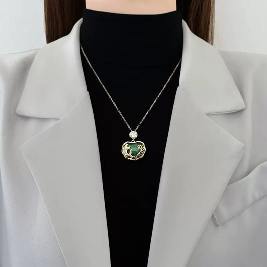 Stunning Necklace for Daily Wear