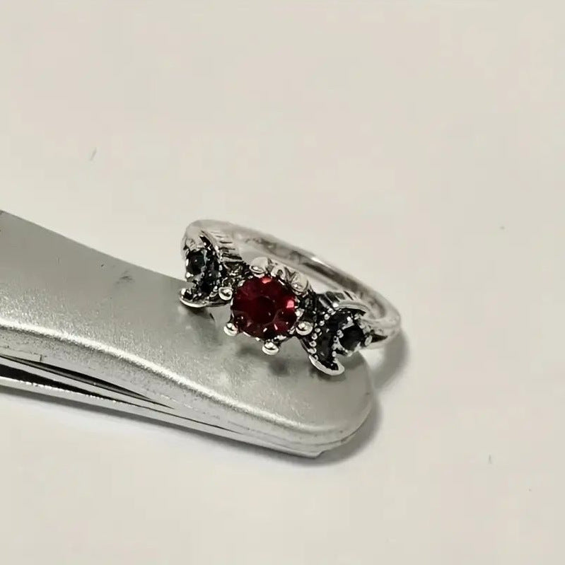 Charming Silver Ring for Any Occasion