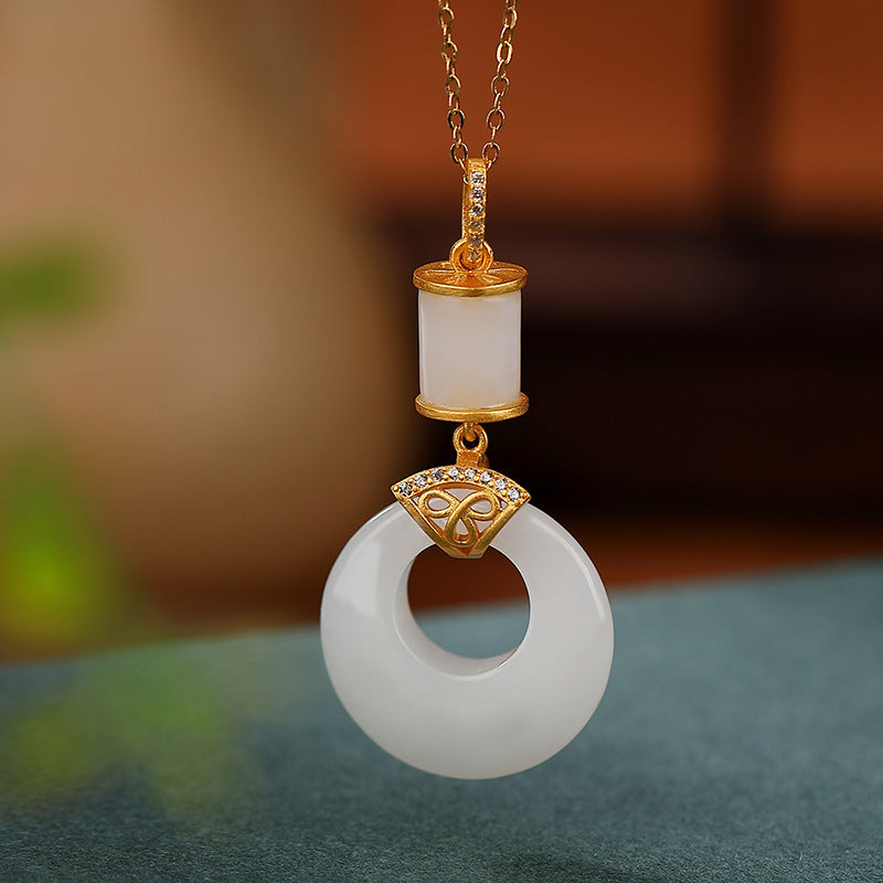 Beautiful Gold Pendant with Unique Style