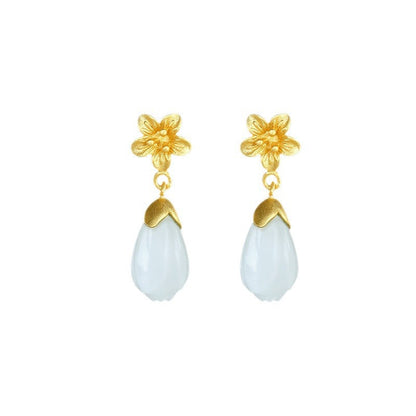 Beautiful Gold Earring with Unique Style