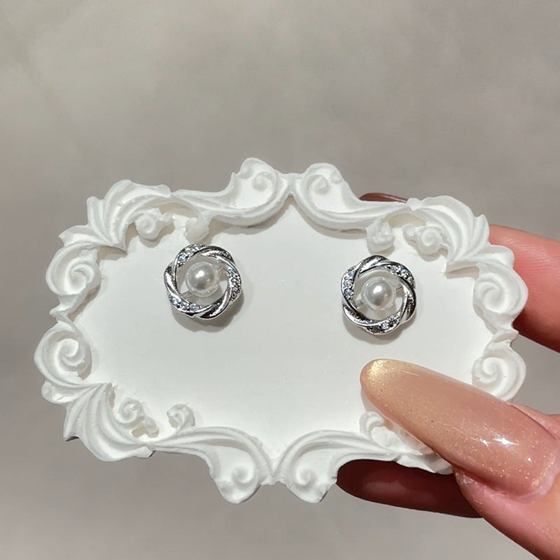 Beautiful Piece with Unique Style