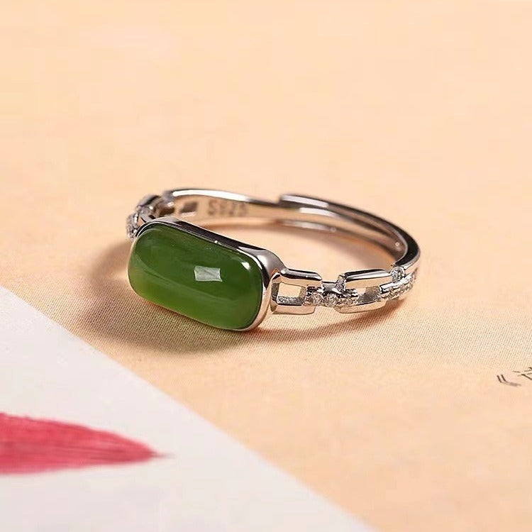 Romantic Gold Ring for Special Moments