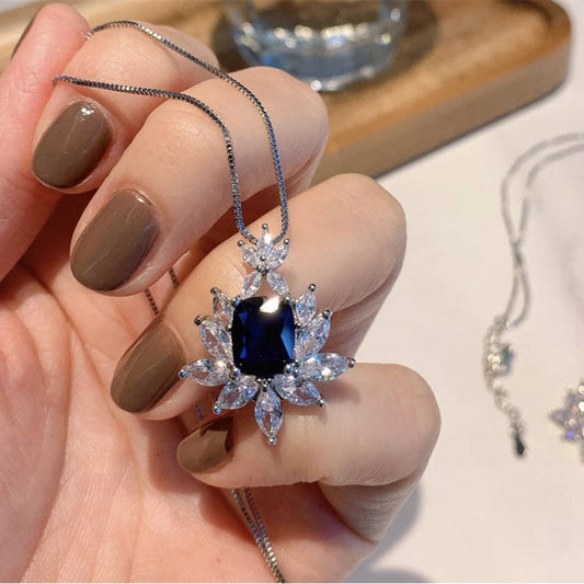 Stunning Necklace for Daily Wear