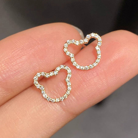 Classic Earring with Timeless Appeal
