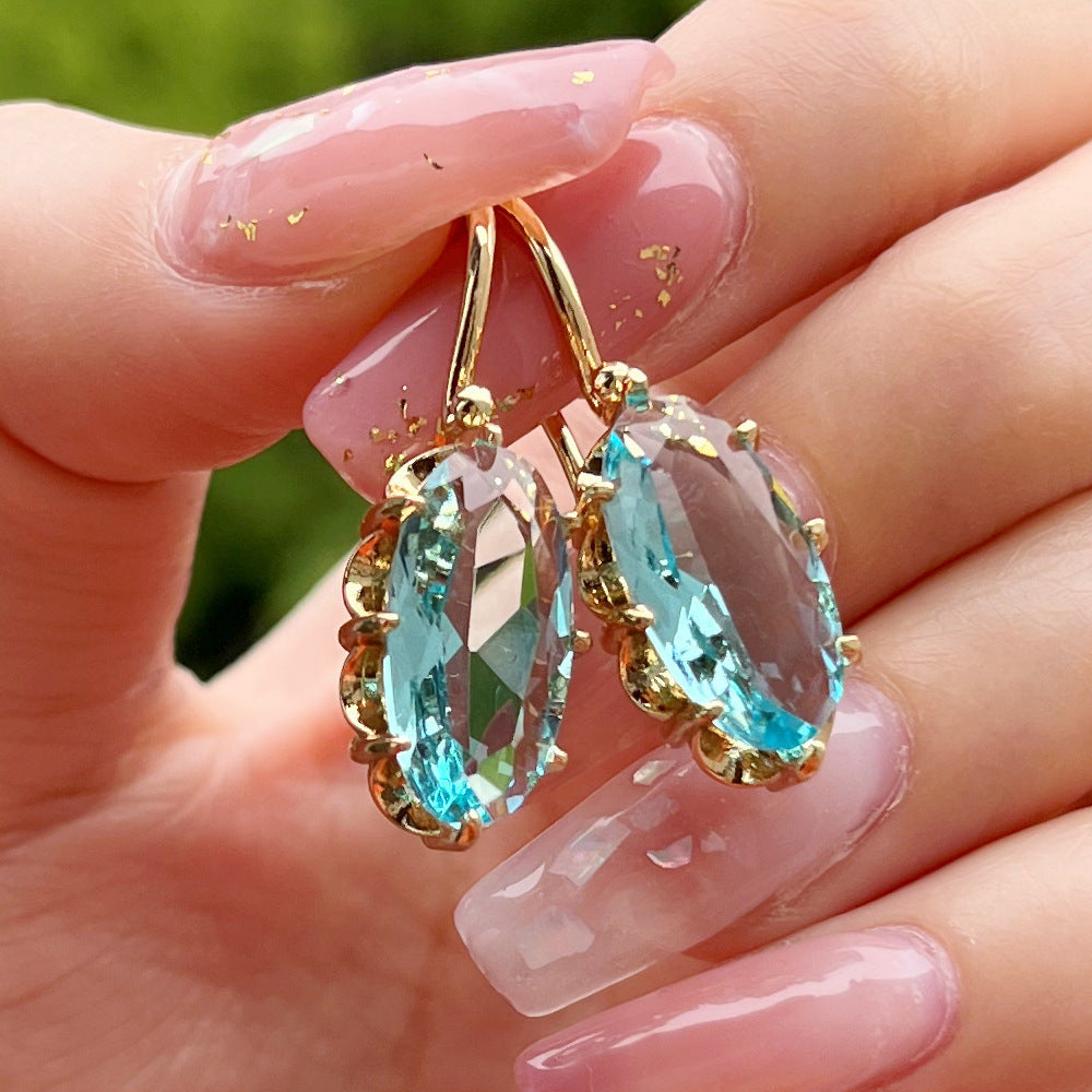 Classic Earring with Timeless Appeal