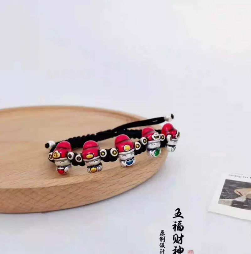 Charming Silver Bracelet for Any Occasion