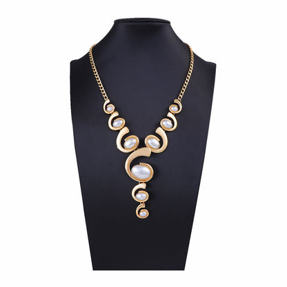 Vintage Handmade Pearl Necklace