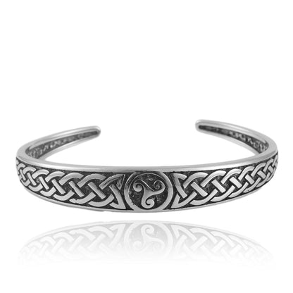 Beautiful Bracelet with Unique Style
