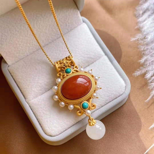 Romantic Gold Necklace for Special Moments