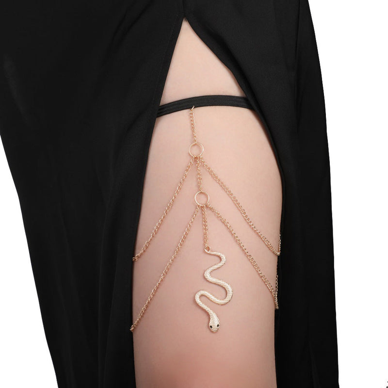 Beautiful Gold Pendant with Unique Style