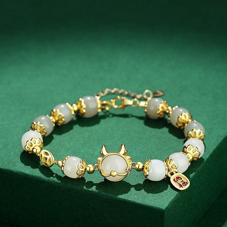 Beautiful Silver Bracelet with Unique Style