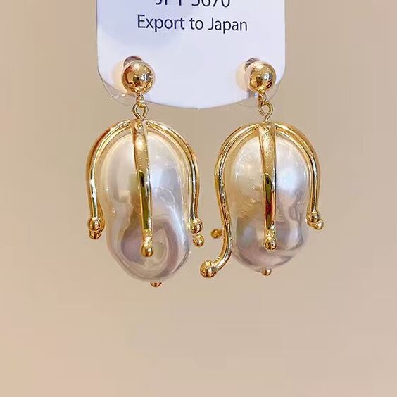 Elegant Pearl Earring for Every Occasion
