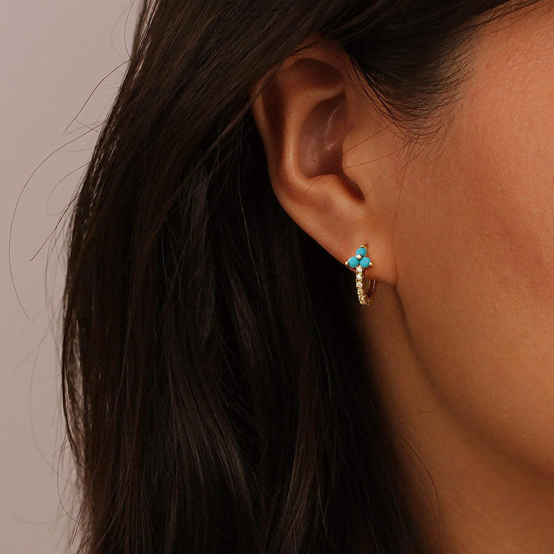 Charming Earring for Any Occasion