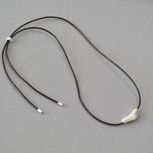 Classic Gold Necklace with Timeless Appeal