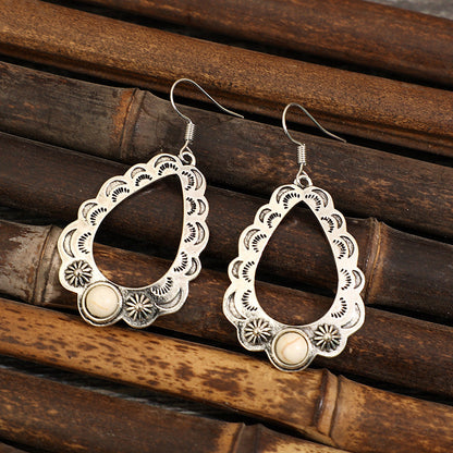 Classic Earring with Timeless Appeal