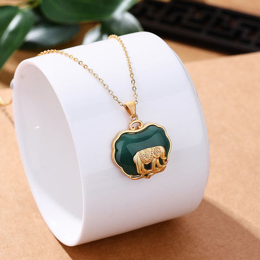 Romantic Gold Necklace for Special Moments