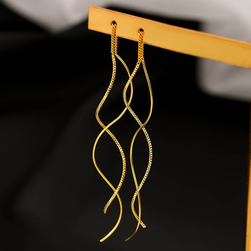 Charming Earring for Any Occasion