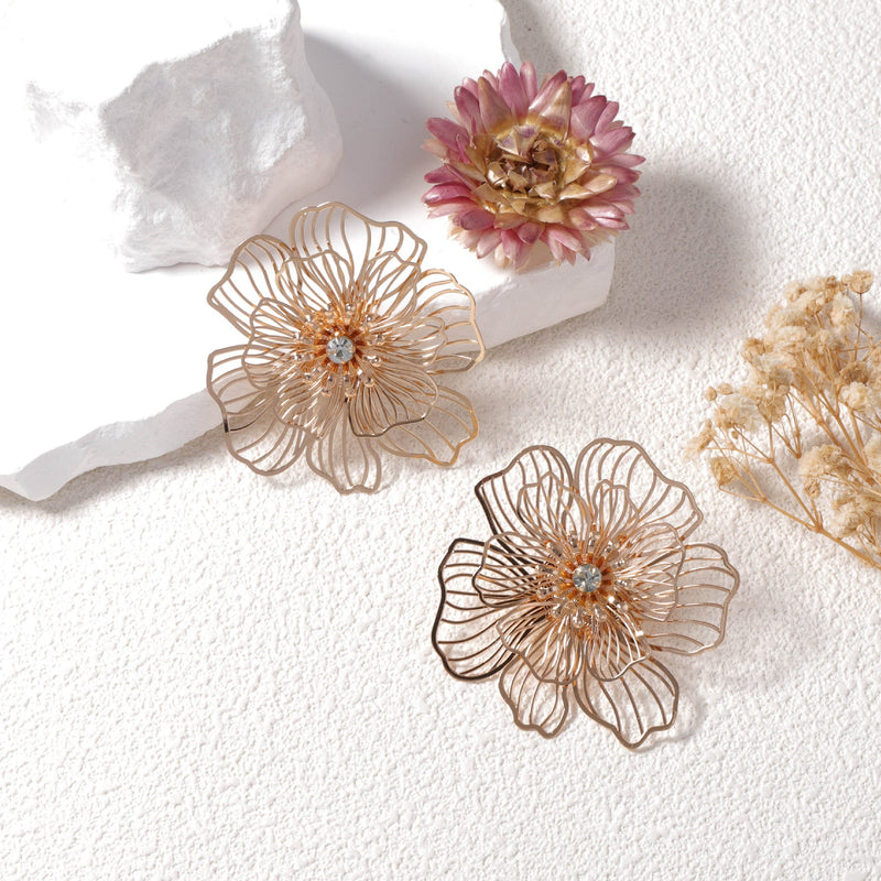 Romantic Earring for Special Moments