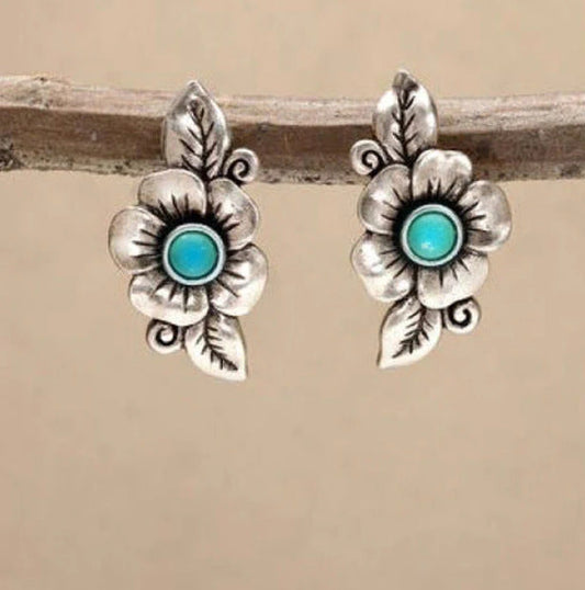 Classic Silver Earring with Timeless Appeal